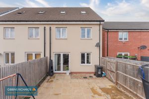 Rear- click for photo gallery